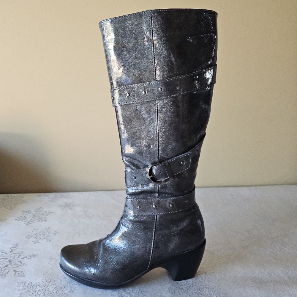 Naot Patent Leather Boots Tall Sz 37